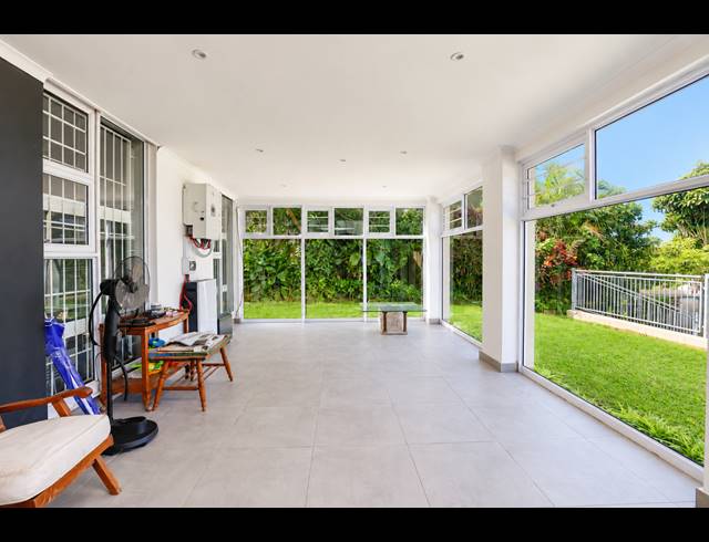 5 BEDROOM HOUSE FOR SALE IN GLENWOOD